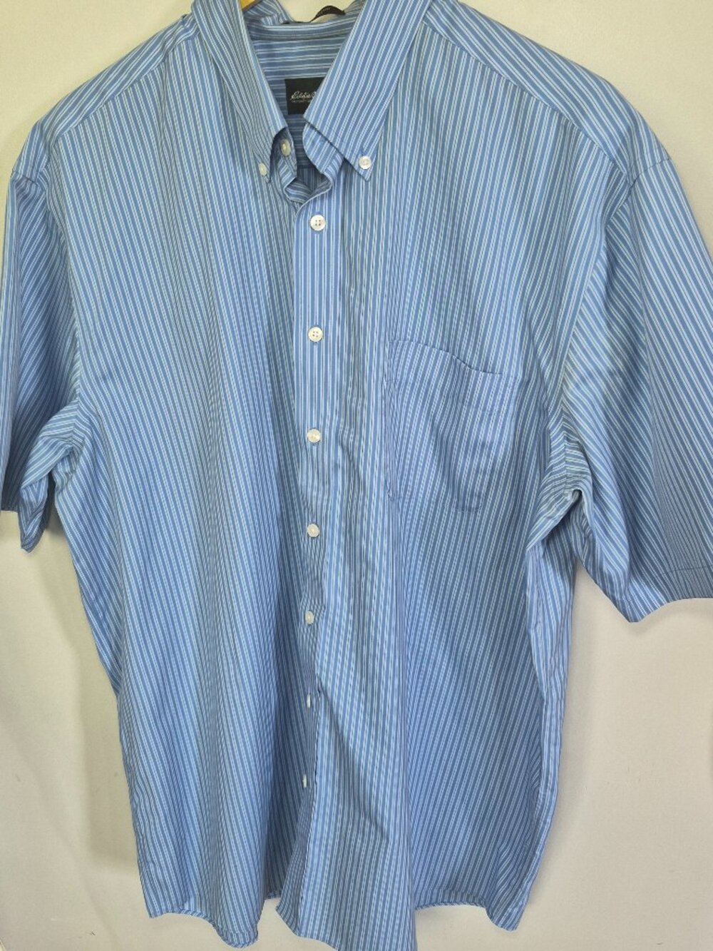 Eddie Bauer XL Tall Blue Striped Short Sleeve Shirt Wrinkle Resistant
